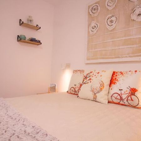 Barrio De Triana - Bidasoa Facil Aparcamiento เซบีญา ภายนอก รูปภาพ